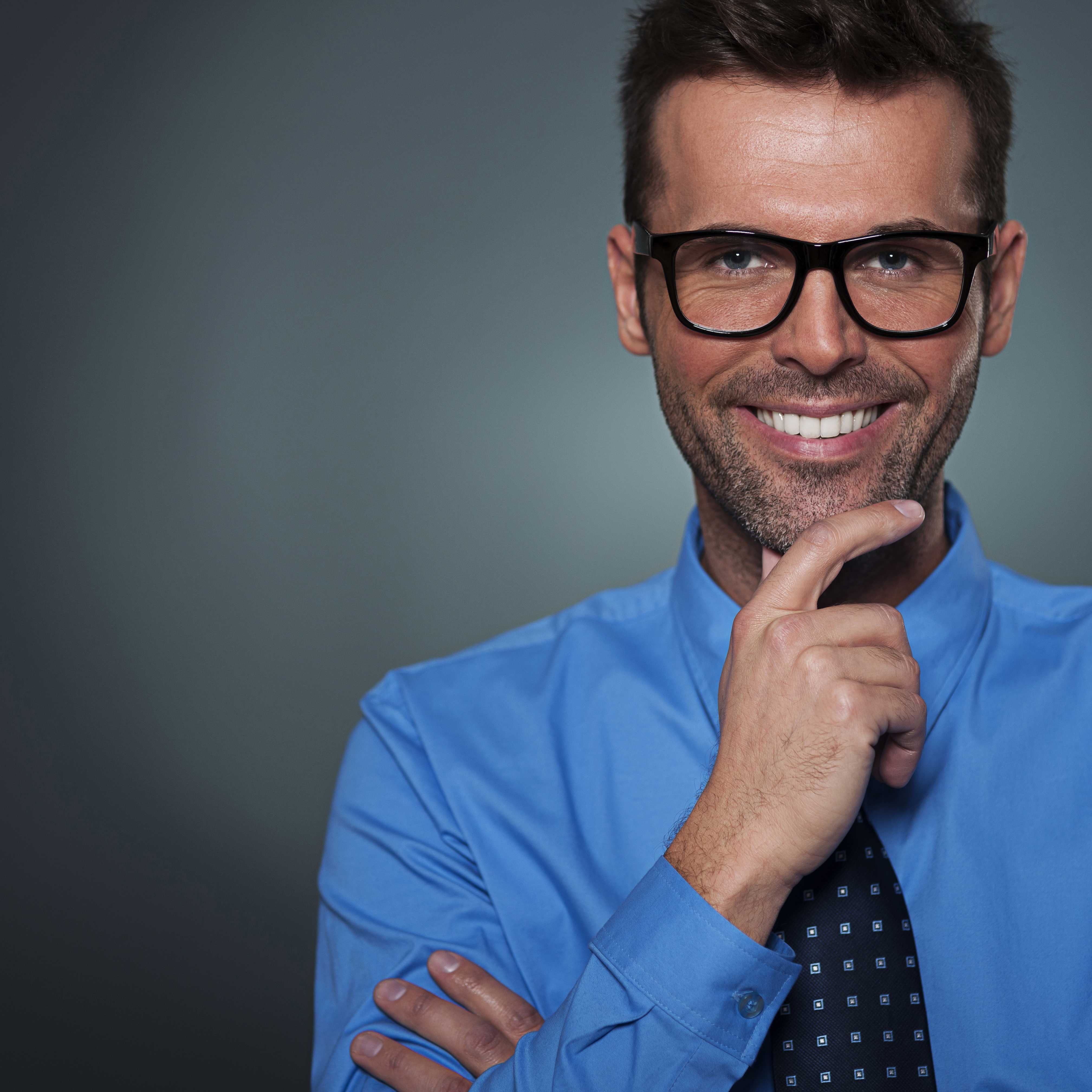 3D advertising element integrated into marketing material